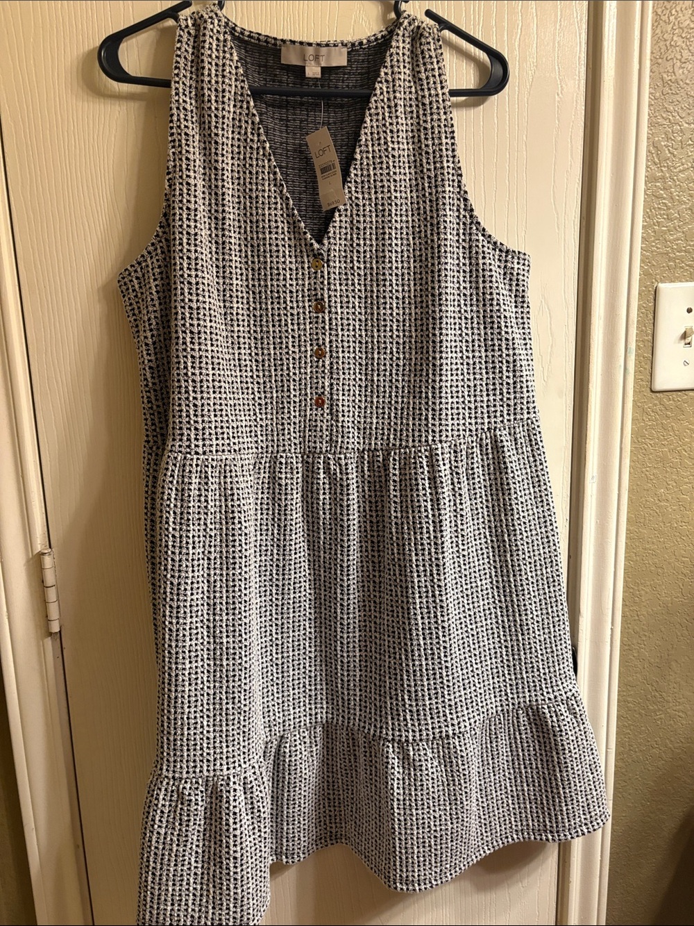 LOFT Black & White Sleeveless V-Neck Ruffle Hem Dress